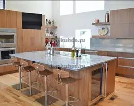 угловая кухня с островом Белла